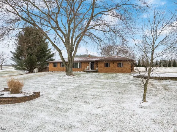 1260 Alamo Rd SE, Carrollton, OH 44615