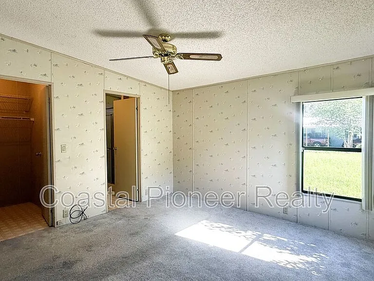 4550 Charter St #RC — Photo 15