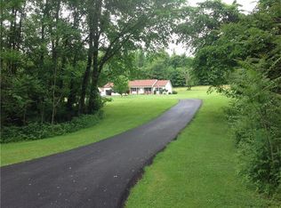 1272 Myers Rd, Greensburg, PA 15601