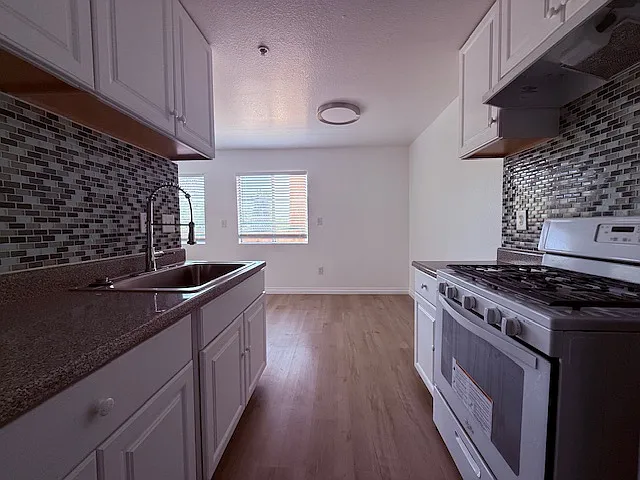 1929 Echo Park Ave #102 — Photo 3