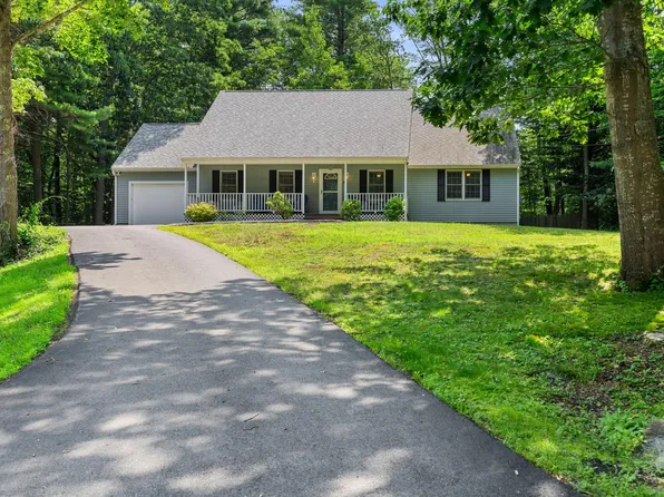 133 Fieldstone Estates Road, York, ME 03909