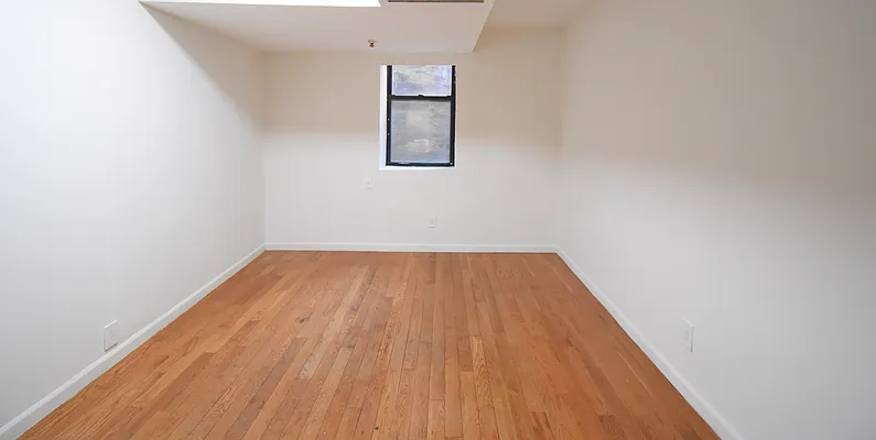 Rented by The Agency | media 5