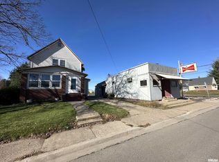 714 S Henderson St, Galesburg, IL 61401
