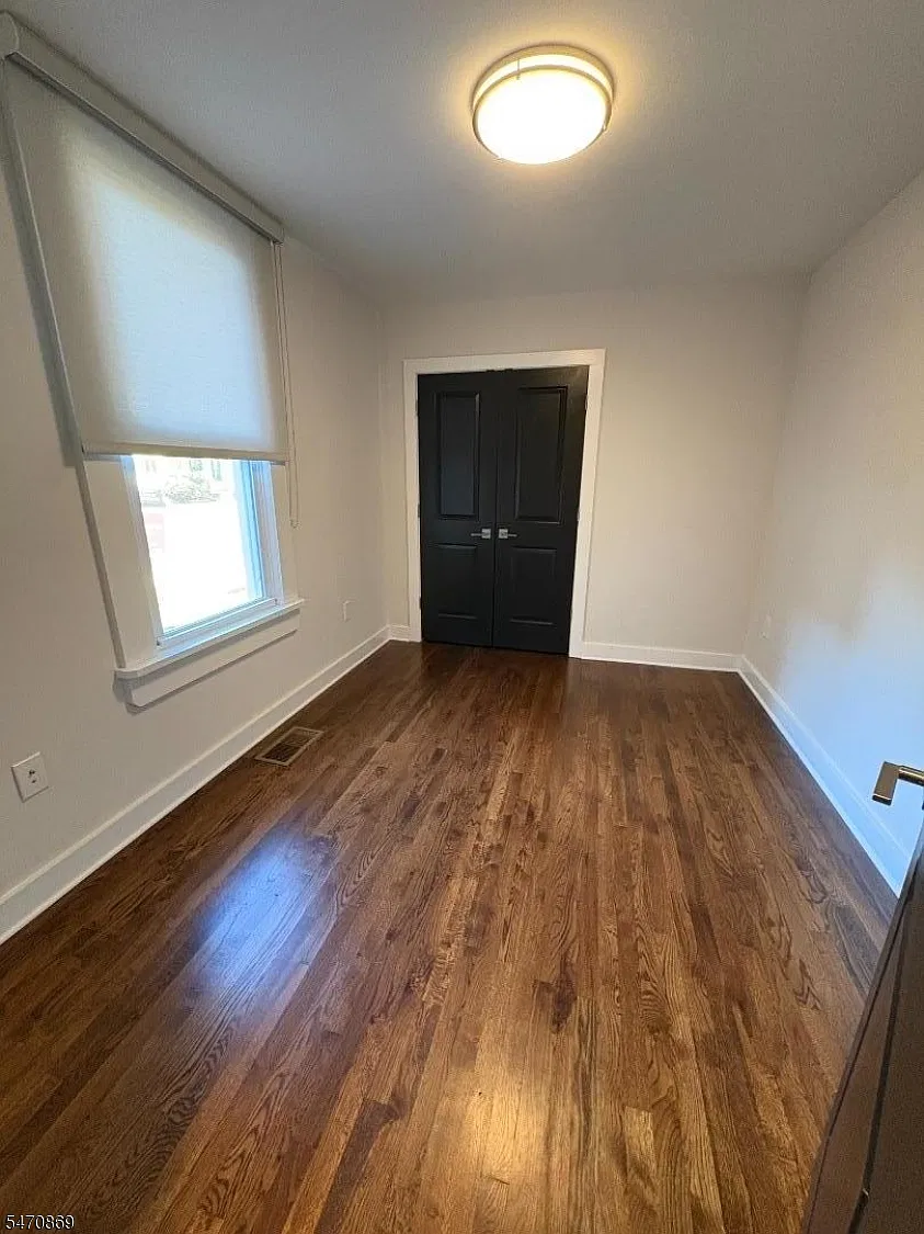 1 bed, 1.0 bath, $1,950 — Photo 4