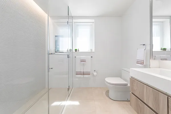 Rented by REAL New York | media 6