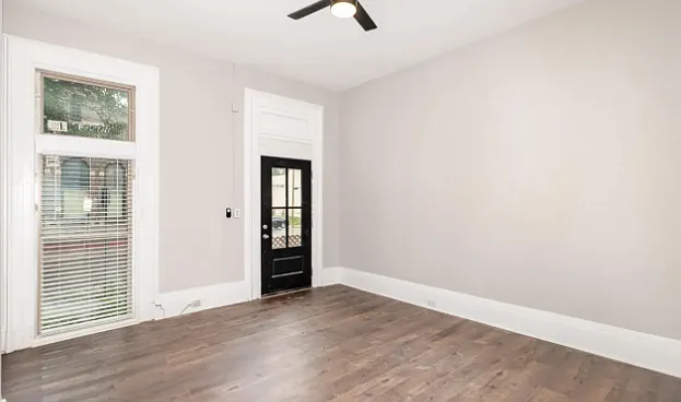3 bed, 3.5 bath, $2,400 — Photo 3
