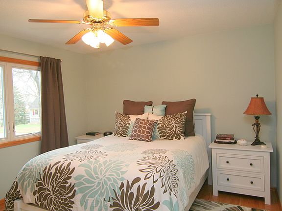 5th image of 112138 Haering Ct W