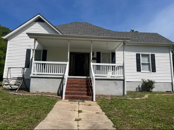 638 W Main Street Ext, Lincolnton, NC 28092