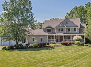 1 Avalon Dr, Goshen, NY 10924