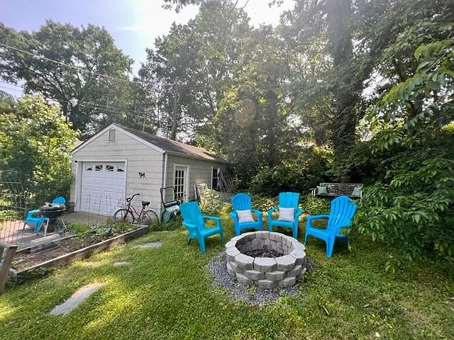 6413 Morningside Dr — Photo 15