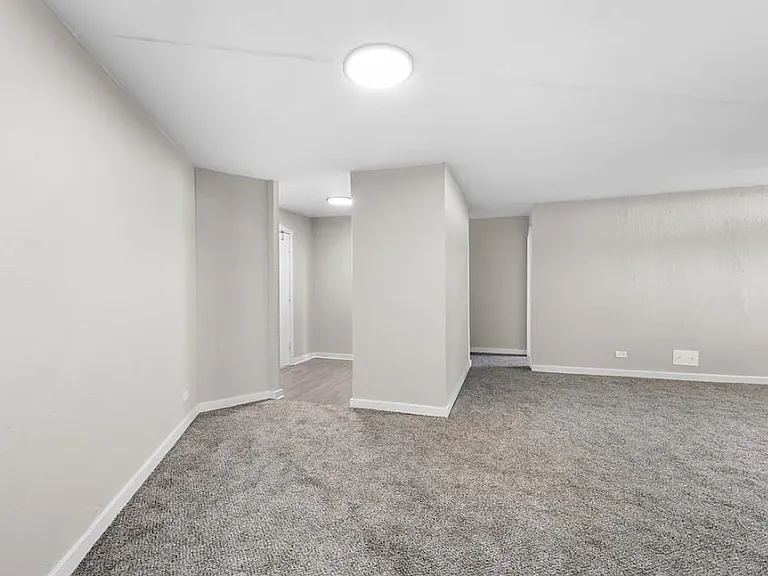 1 Renaissance Pl #709A — Photo 11