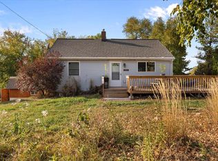 2973 Bay Settlement Rd, Green Bay, WI 54311