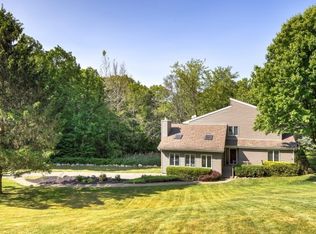 37 W Windy Bush Ln, Sparta, NJ 07871