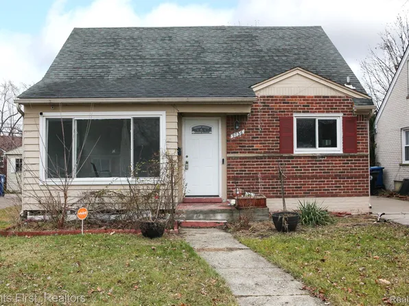 9736 Wormer, Redford, MI 48239