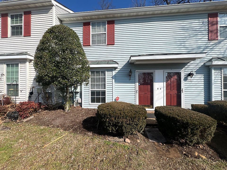 1st image of 219 Hickory Forge Dr