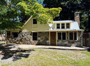 123 Boston Post Rd, Old Lyme, CT 06371