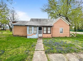 109 W Maple Ave, Hartford, KS 66854