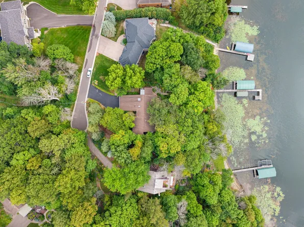 525 Park Ln, Long Lake, MN 55356