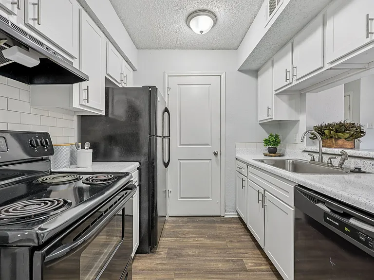Upgraded Modern Kitchen