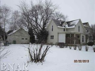 403 E Chatham St, Lexington, IL 61753