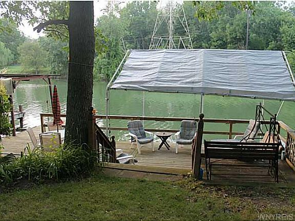 3rd image of 680 Creekside Dr