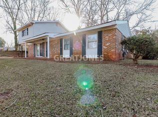 707 Avenue N, West Point, GA 31833