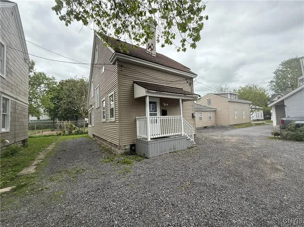 1 Academy Pl, Watertown, NY 13601