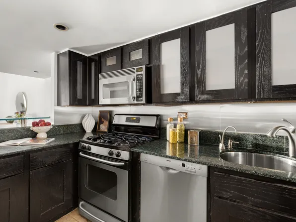 372 5th Avenue image 7 of 10