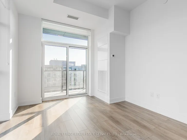 470 Dundas St E #1211 — Photo 18
