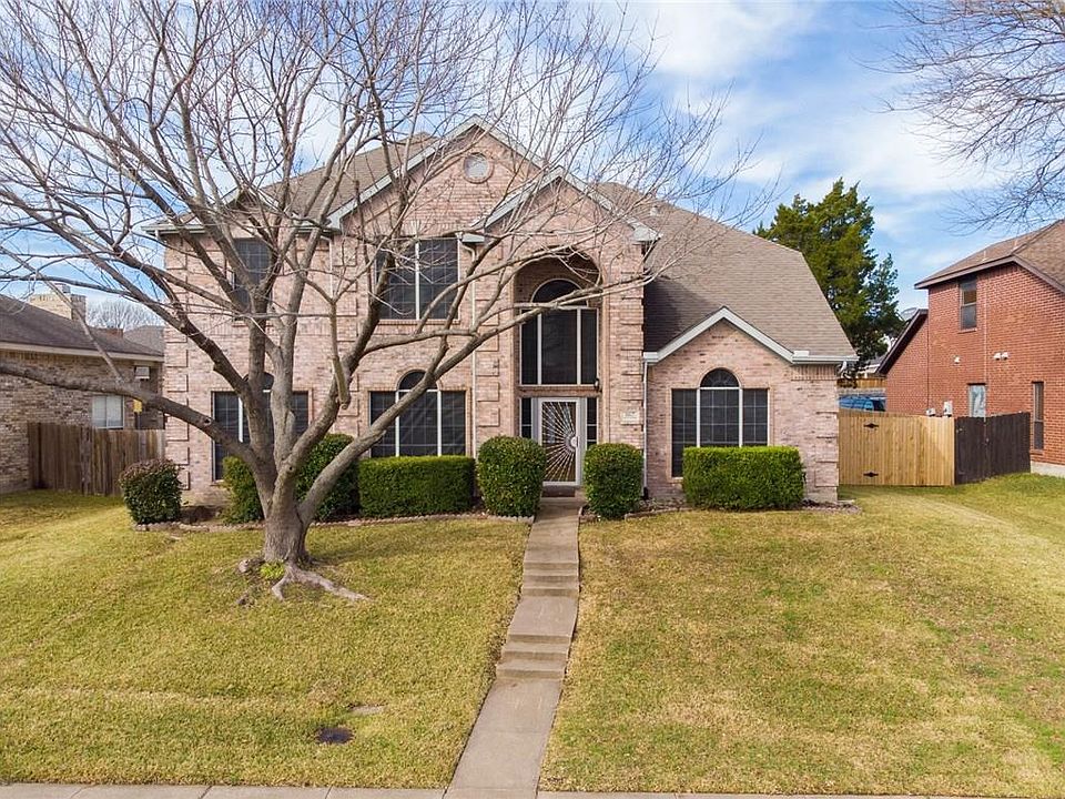 1st image of 867 Windy Meadow Dr