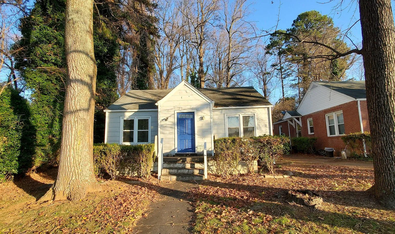1 Bedroom 1 Bathroom Duplex! — Photo 1