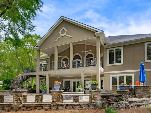 408 Valley 1 Dr, Winnsboro, SC 29180