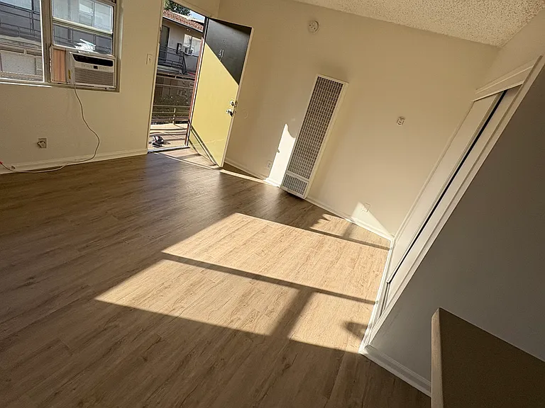 Oxnard apartments — Photo 16