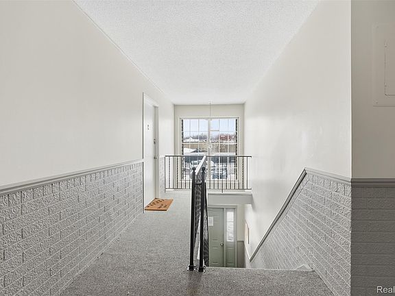 3rd image of 8188 24 Mile Rd