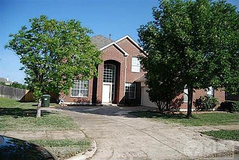 1st image of 3916 Steepleridge Dr