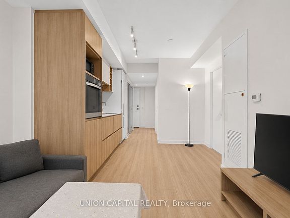 2nd image of 319 Jarvis St #4706