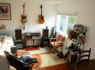1313 E 52nd St APT 203, Austin, TX 78723