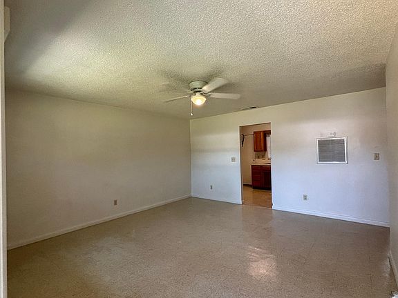 2nd image of 206 N Iona Ave #2