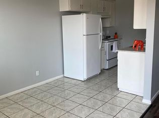 128 Hill Dr #202, Vista, CA 92083