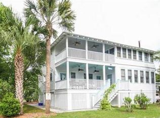 1702 Chatham Ave, Tybee Island, GA 31328