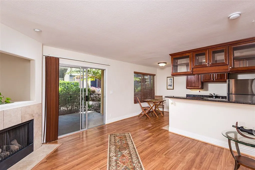 Beautiful 1 bedroom in La Jolla — Photo 2
