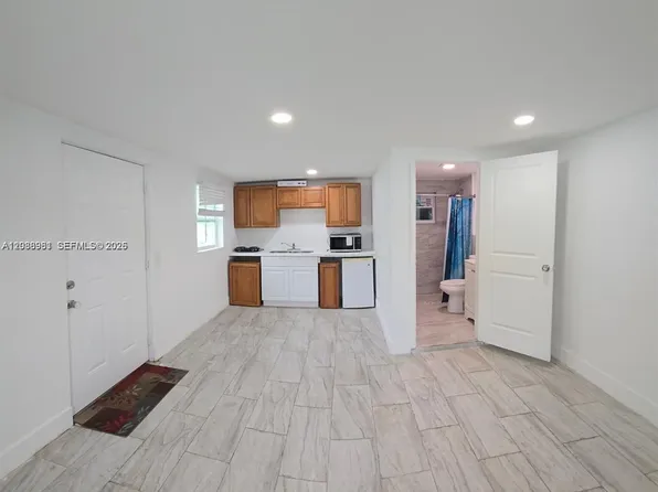 10241 Haitian Dr #1, Miami, FL 33189