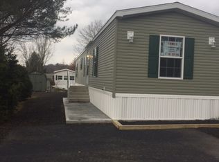 293 Peck Rd, Wynantskill, NY 12198