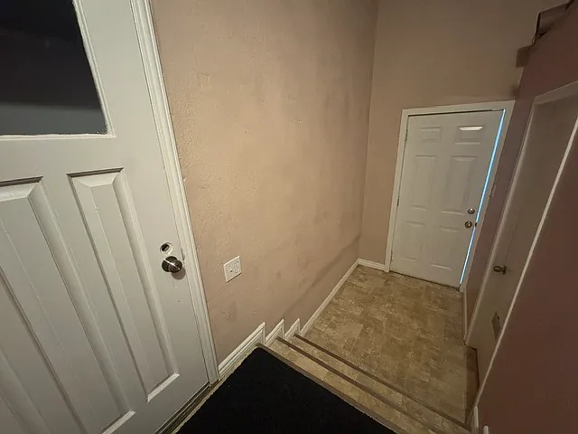 182 Lynnbrook Cres #2 — Photo 13