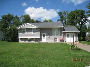 3411 Lyric Ln, Quincy, IL 62301