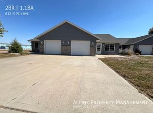 612 N 9th Ave, Brandon, SD 57005