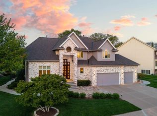 5911 S 119th Plz, Omaha, NE 68137