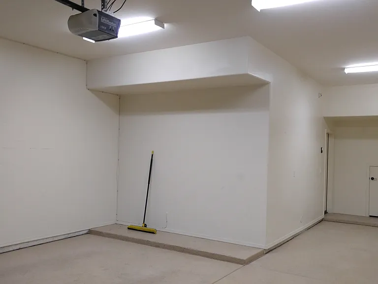 3 car tandem garage