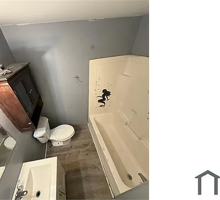 3834 Preston St — Photo 2