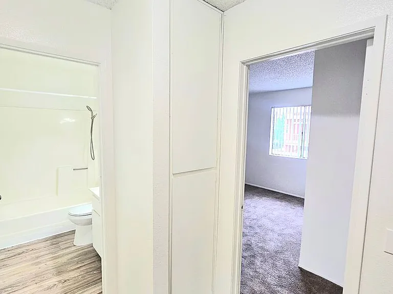 9669 Marilla Dr — Photo 21